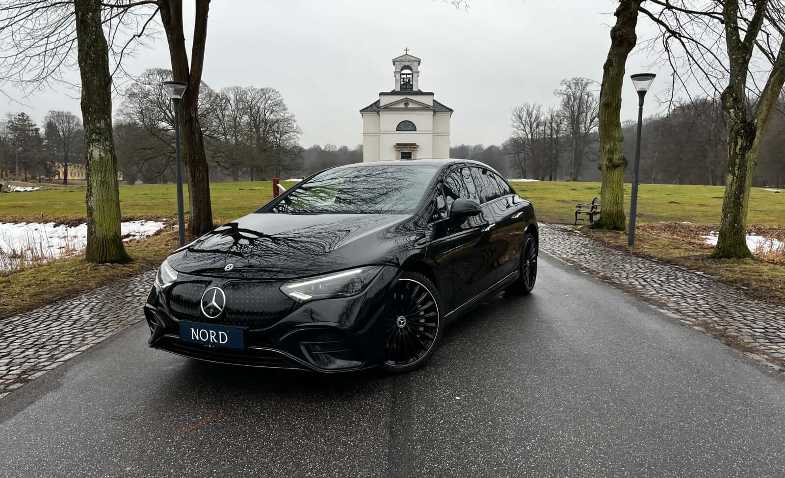 Mercedes EQE350+