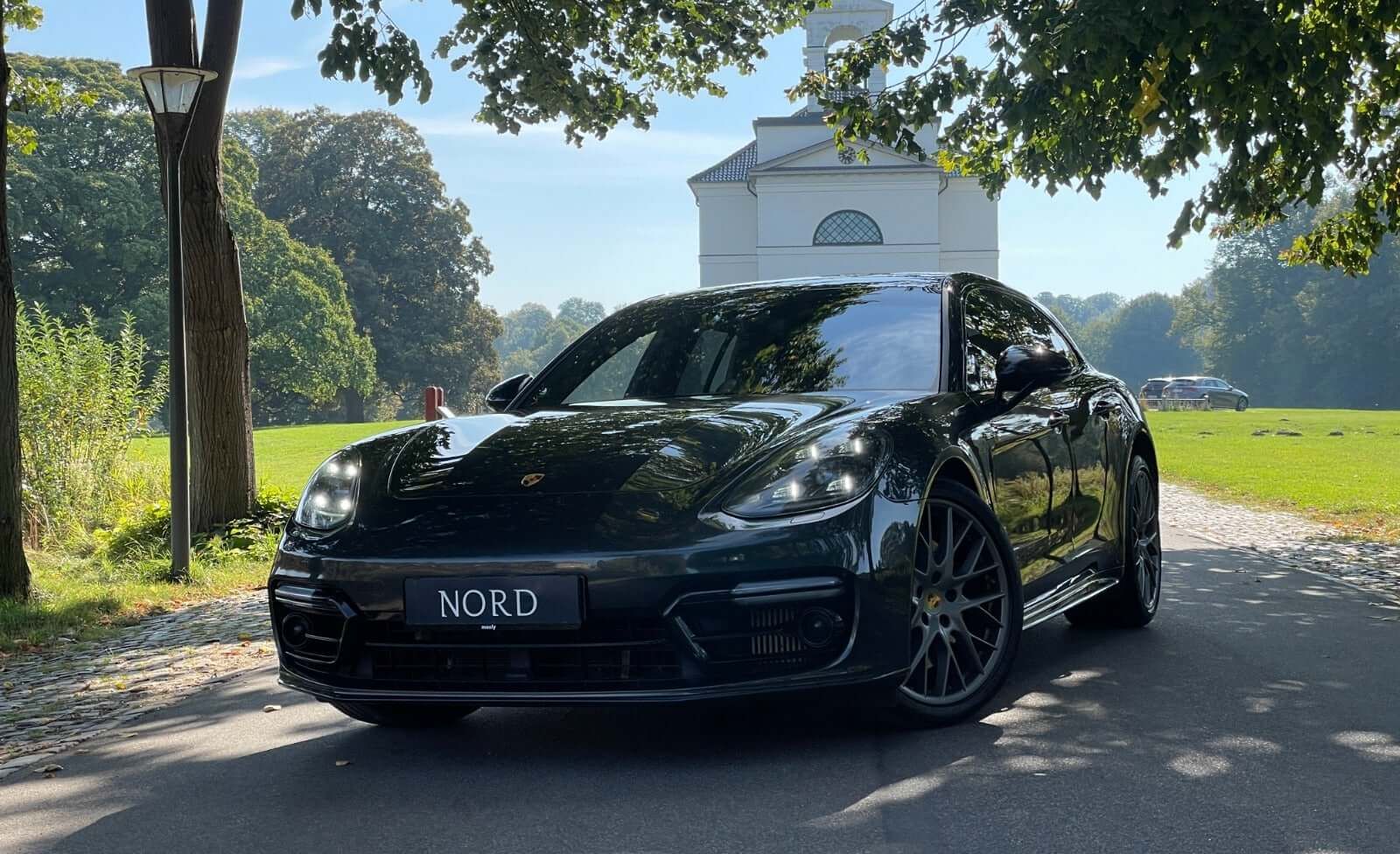 Porsche Panamera 4