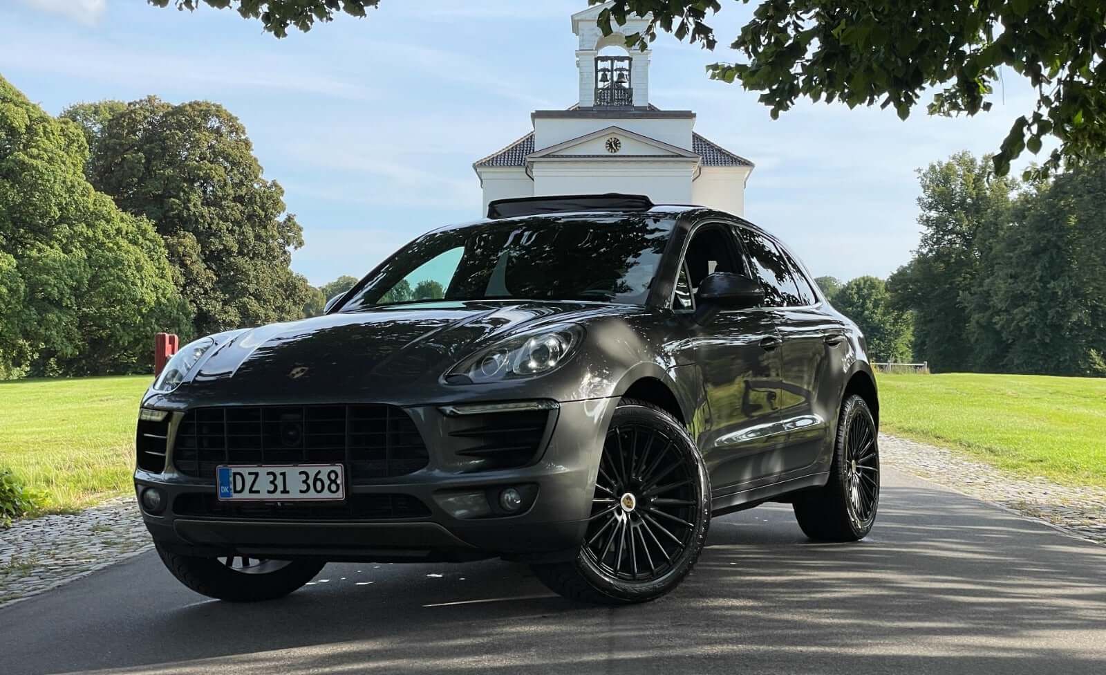 Porsche Macan S