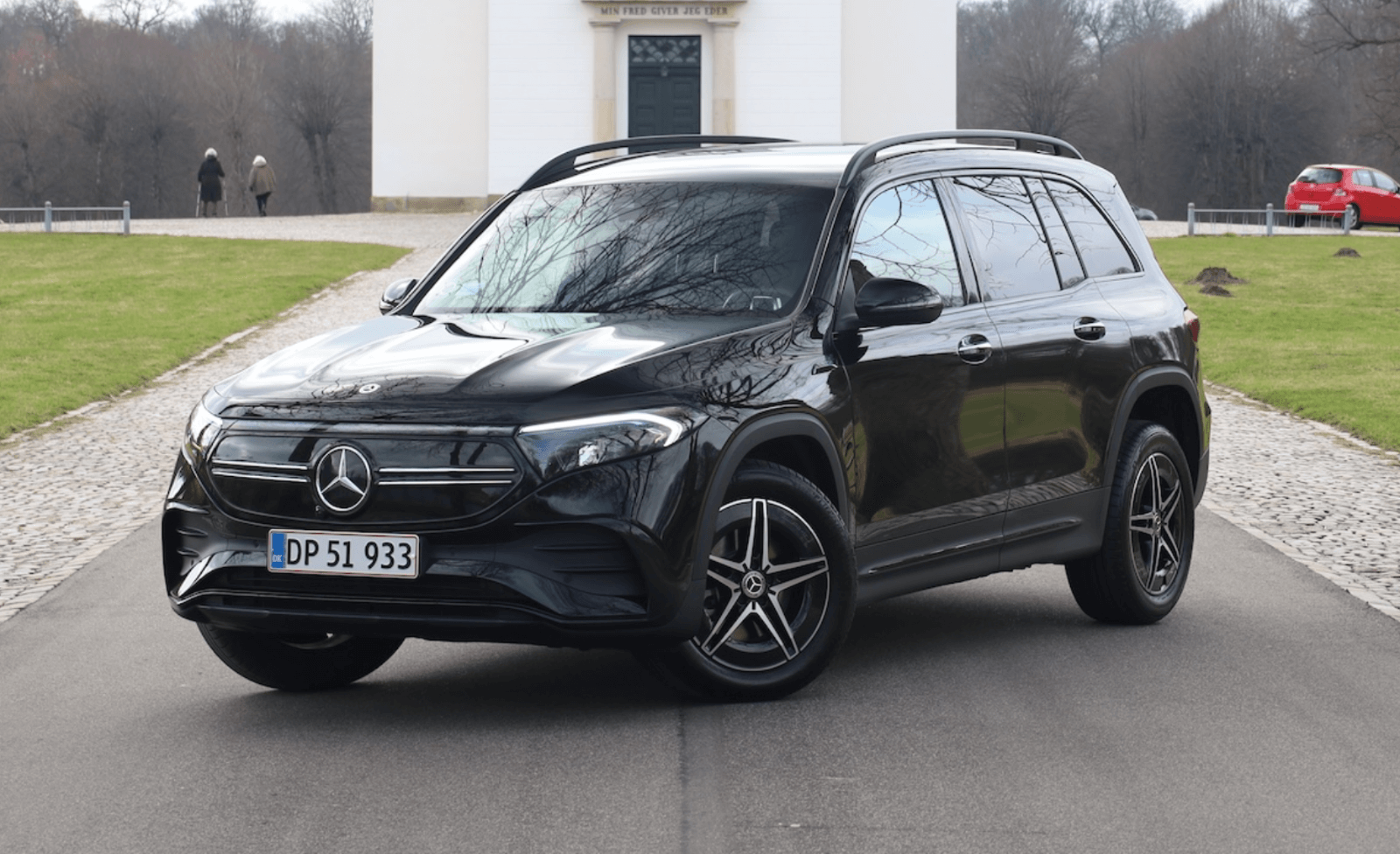 Mercedes EQB250