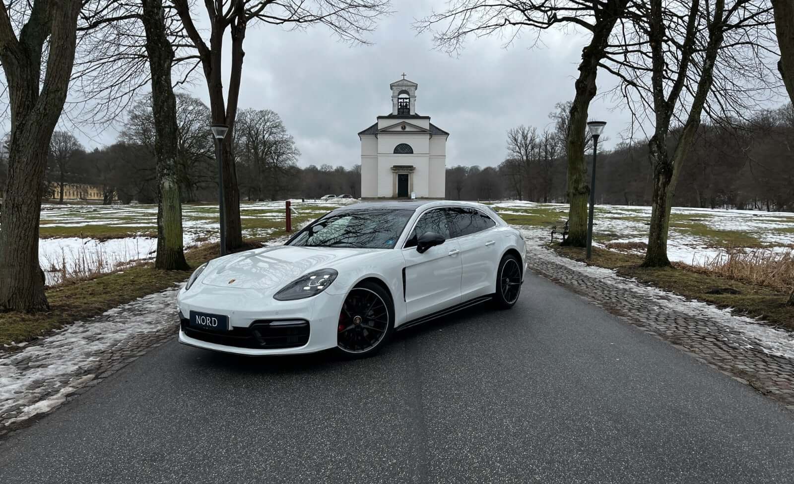 Porsche Panamera 4