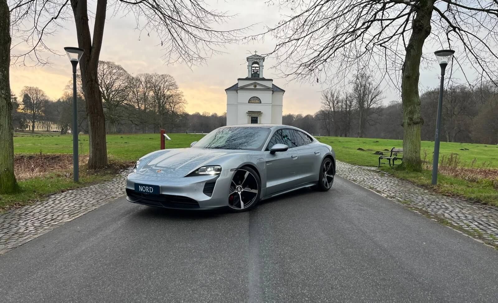 Porsche Taycan 4S