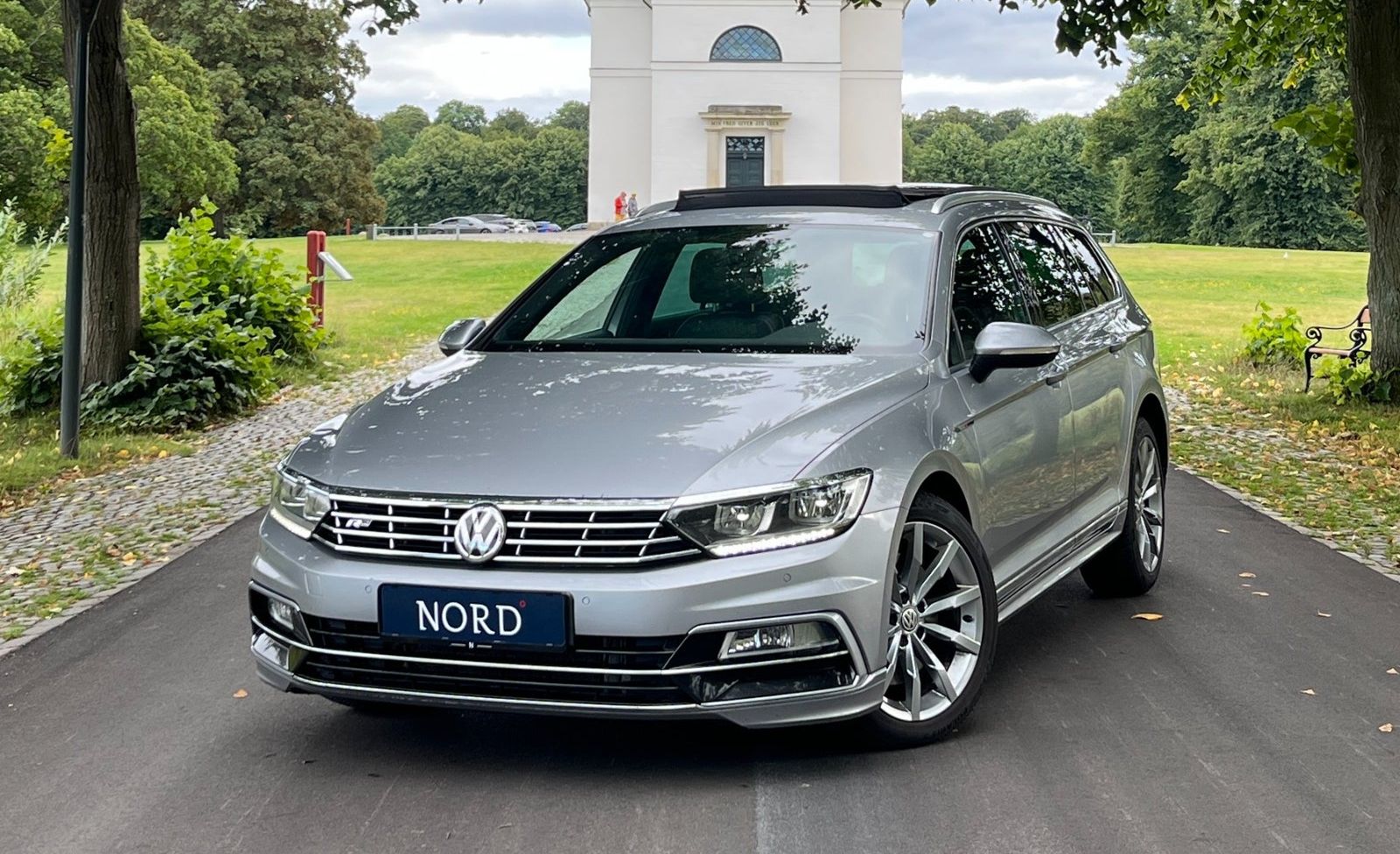 VW Passat