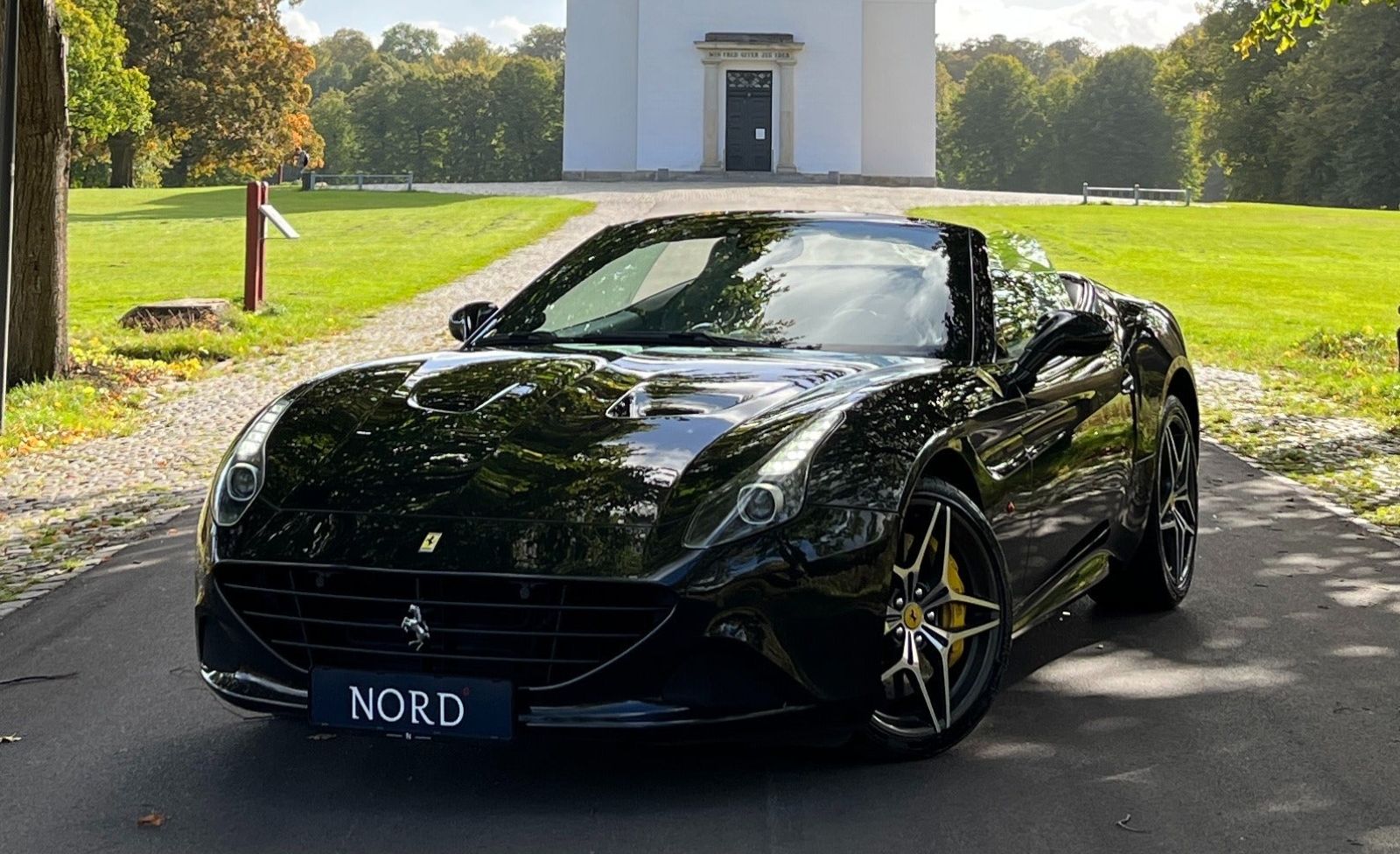 Ferrari California T